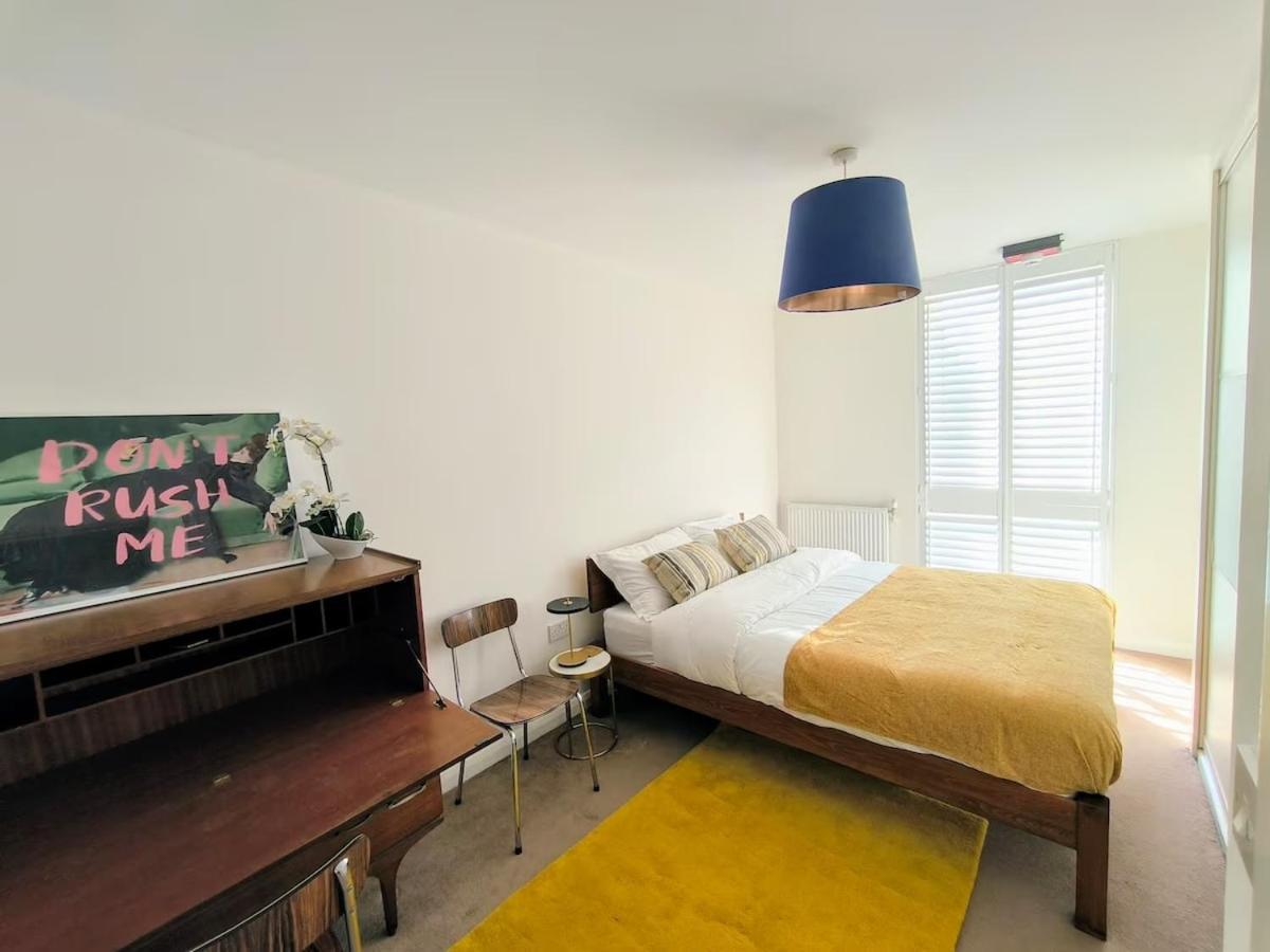 Cosy 1br, 5min To Canary Wharf &10 To Centre Apartment *