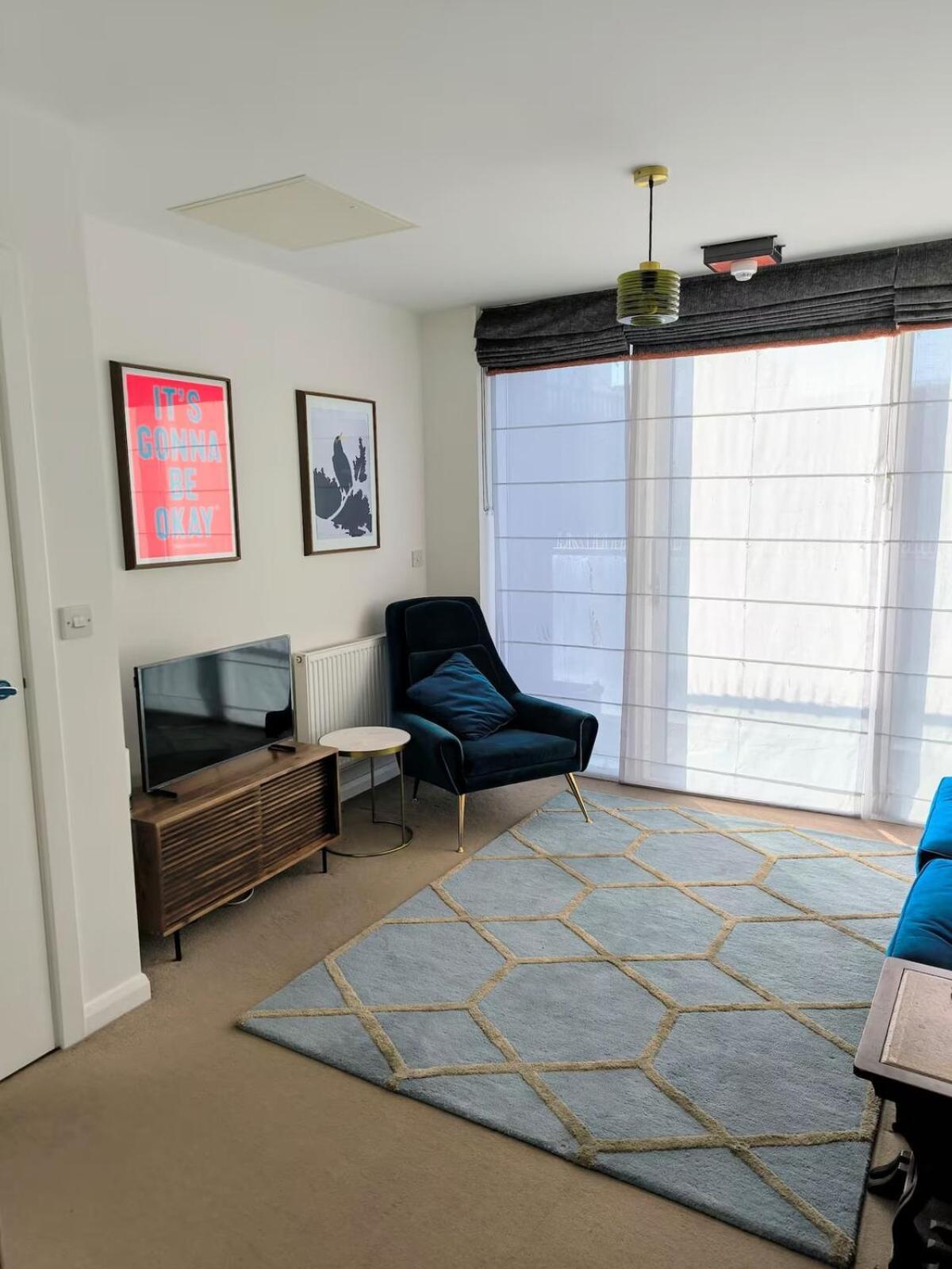 Cosy 1br, 5min To Canary Wharf &10 To Centre Apartment London