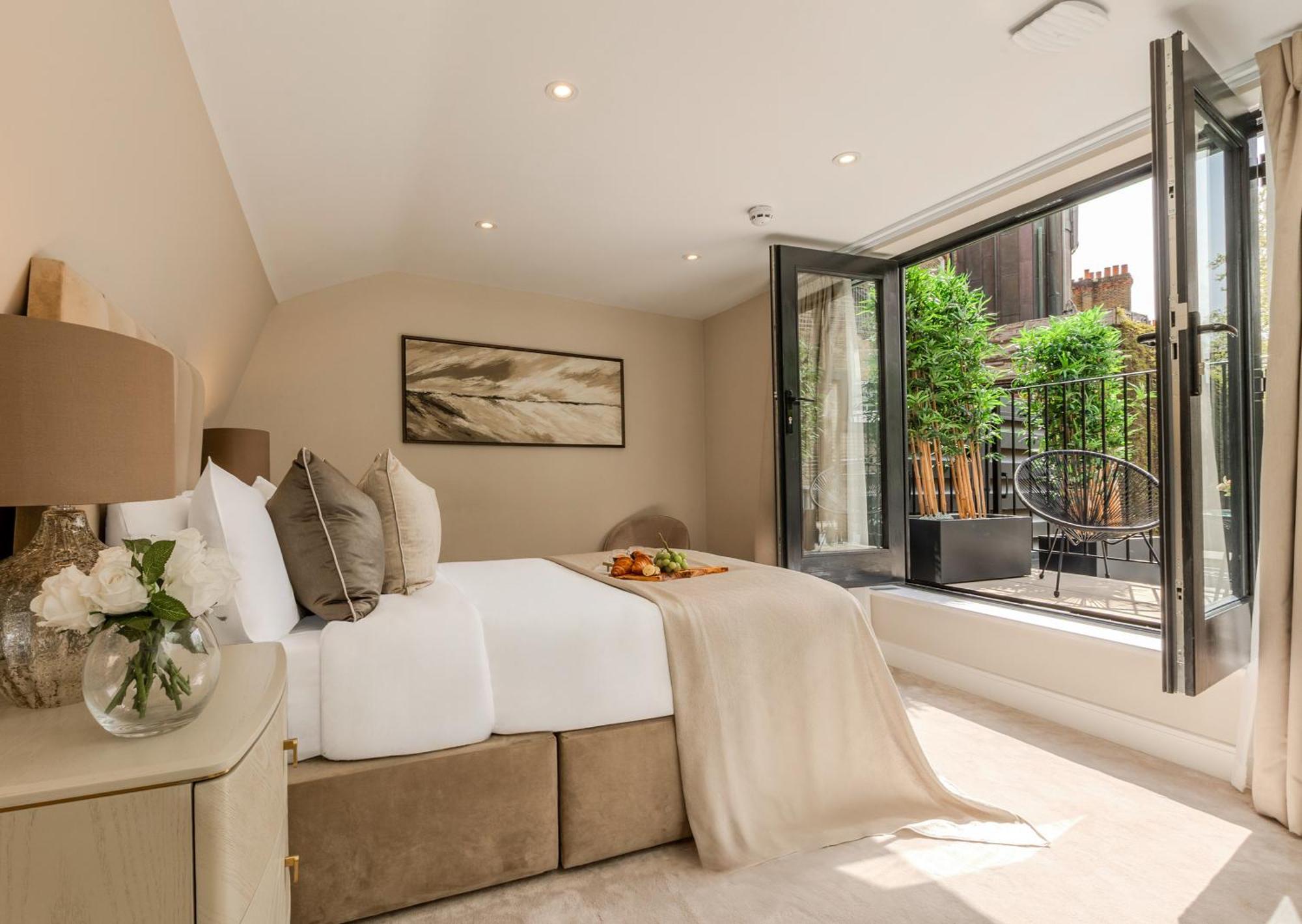 Luxurious 4-bed Knightsbridge Near Harrods London