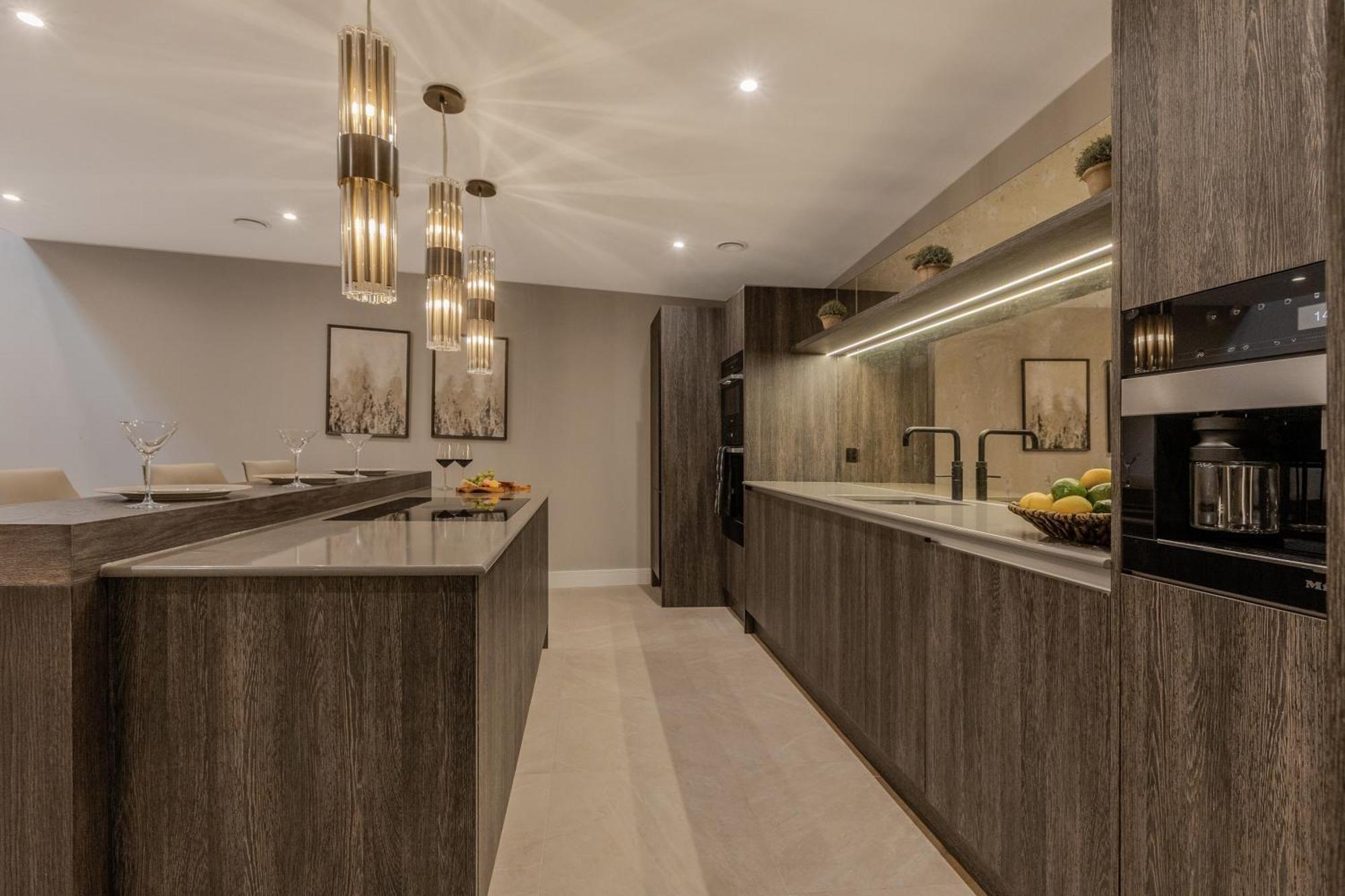 Luxurious 4-bed Knightsbridge Near Harrods Apartment