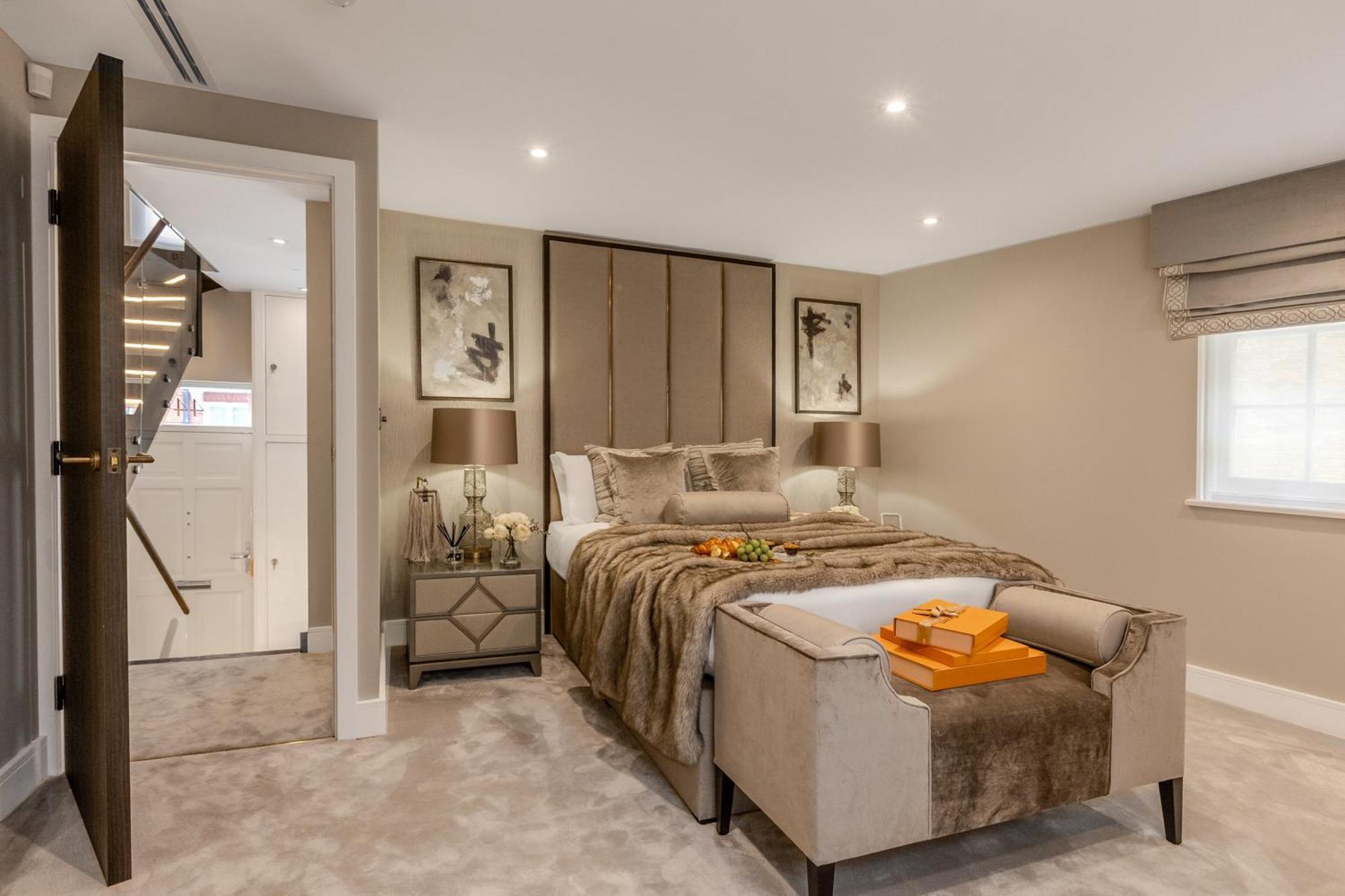 Luxurious 4-bed Knightsbridge Near Harrods * London