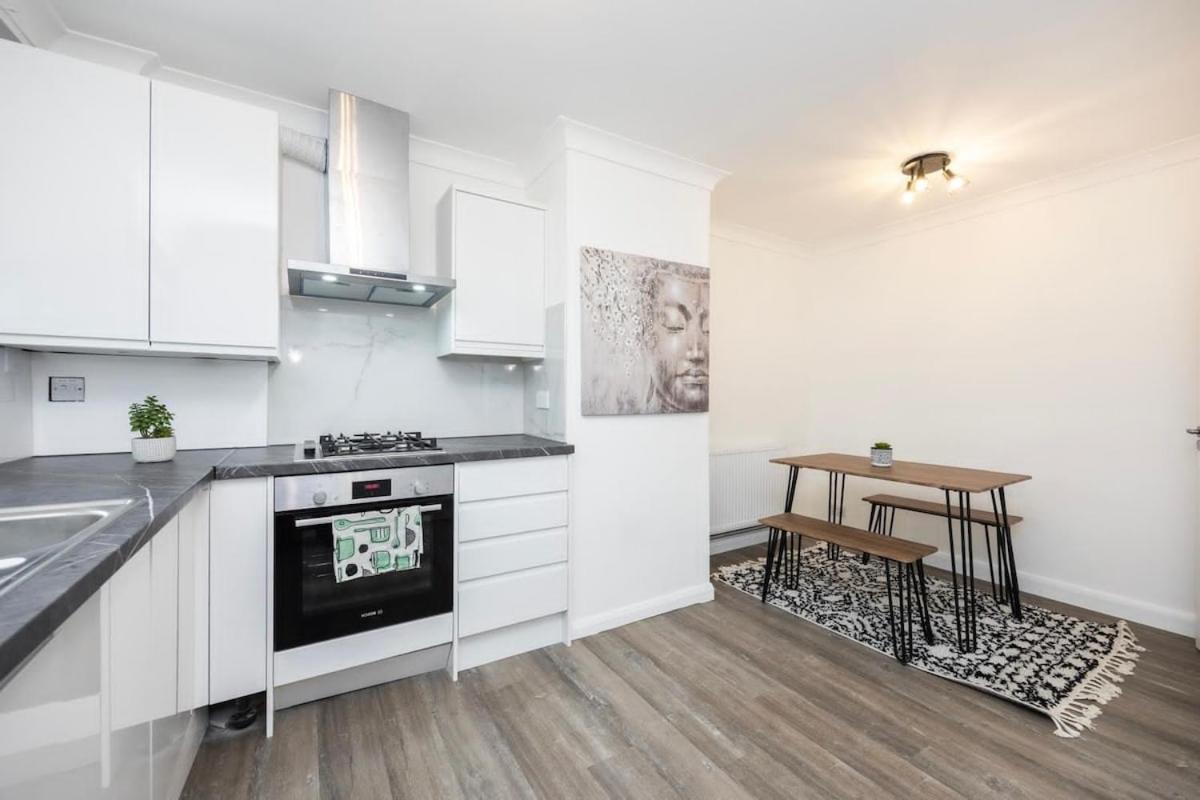 Apartment Comfortable 2br Battersea Steps To Clapham St *