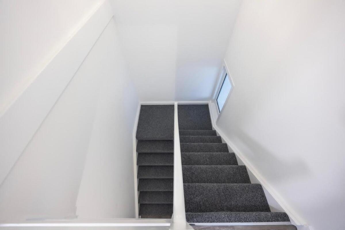 Comfortable 2br Battersea Steps To Clapham St London