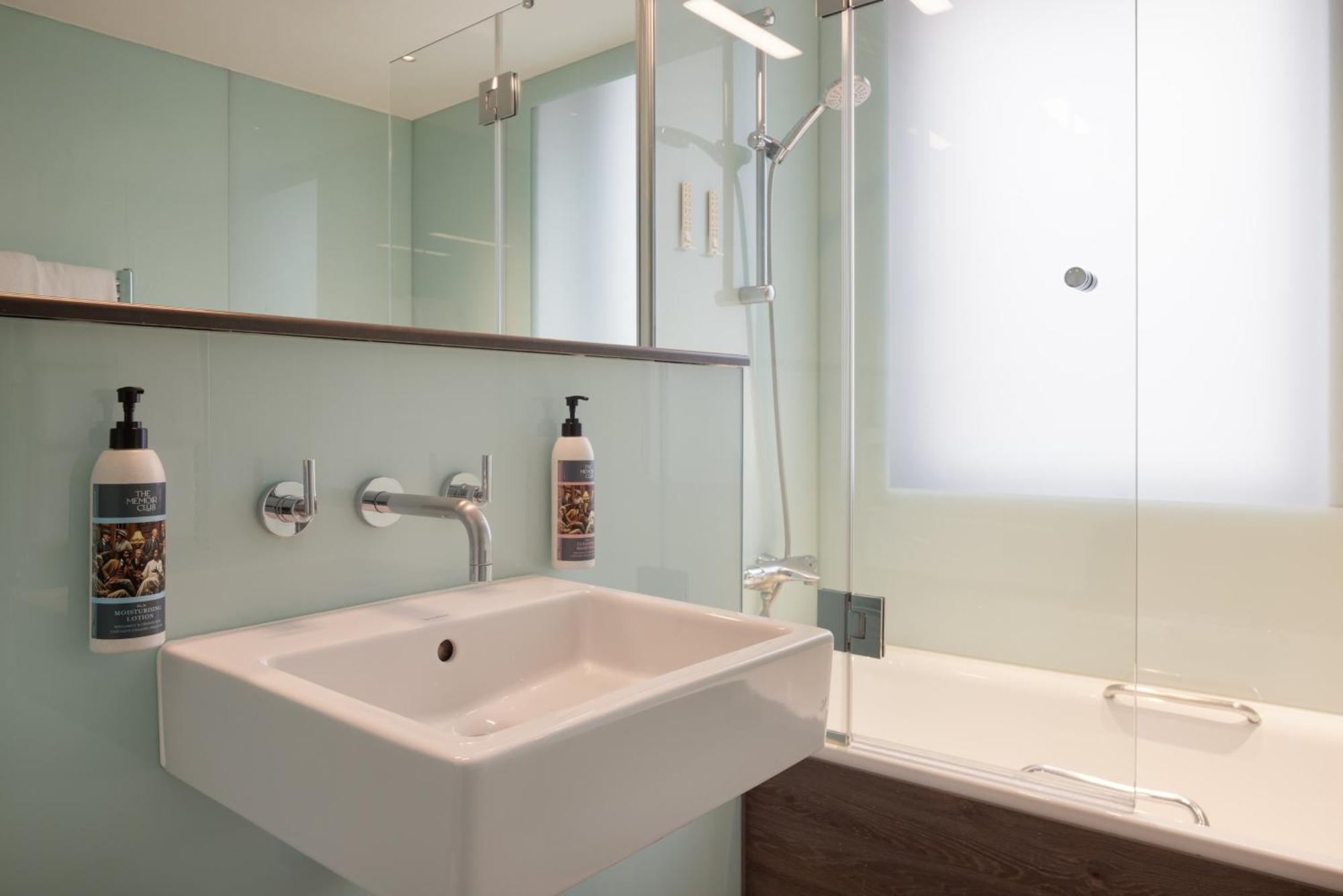 Hotell The Memoir Club, Formerly Ambassadors Bloomsbury 4*