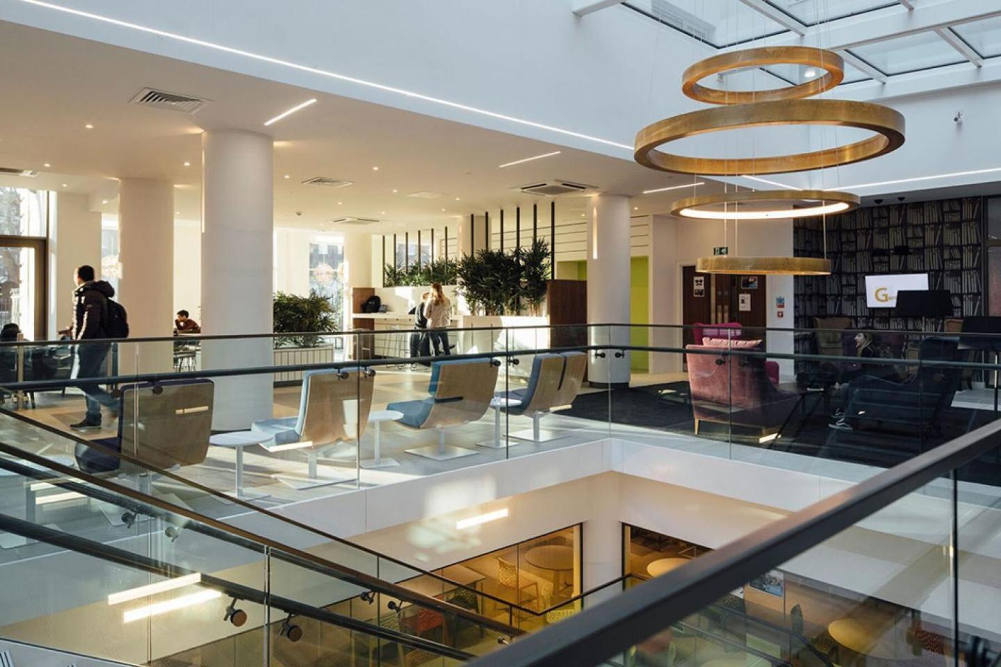 Apartment Garden Halls - Of London