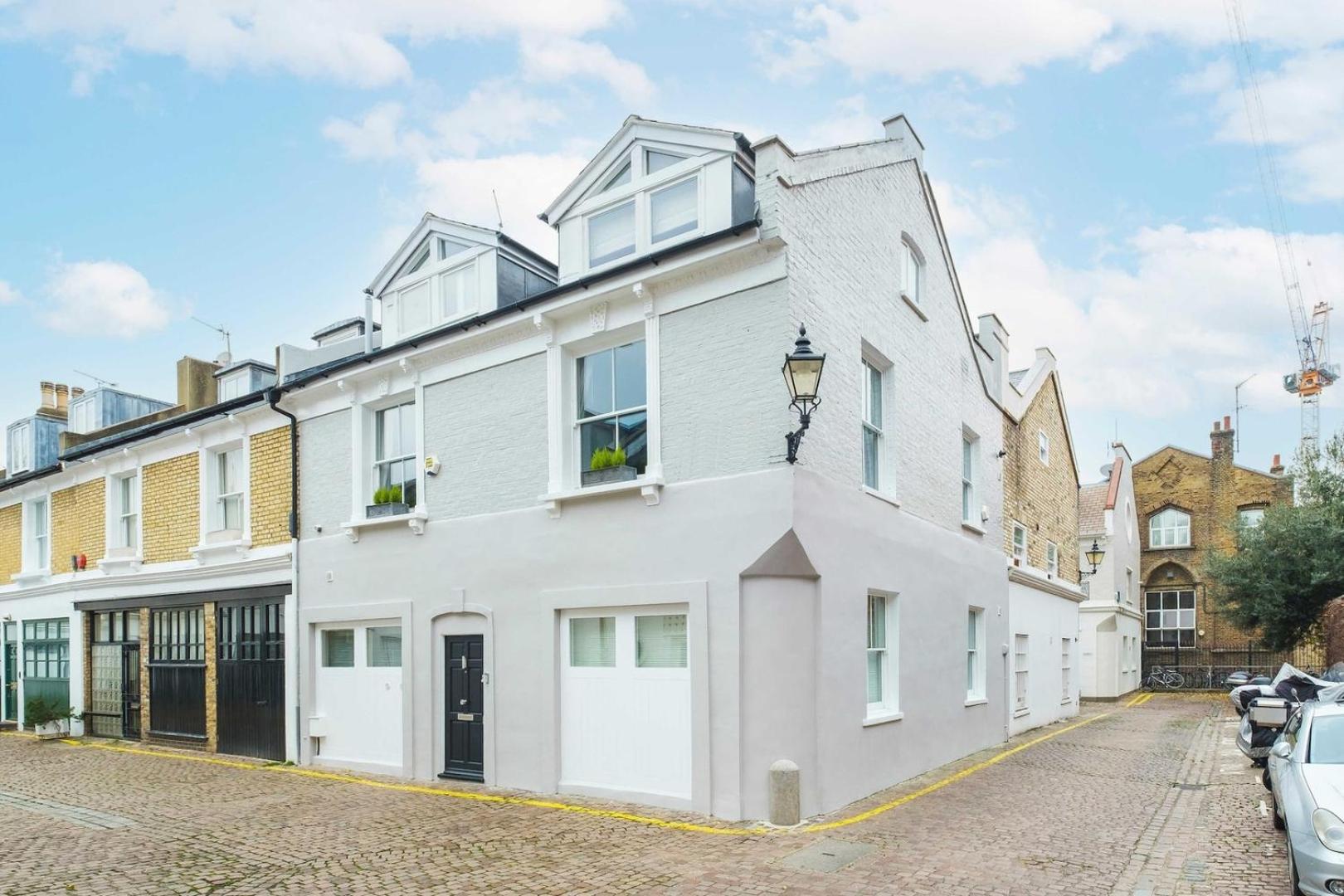 Holiday home New Stunning 5bd Mews House