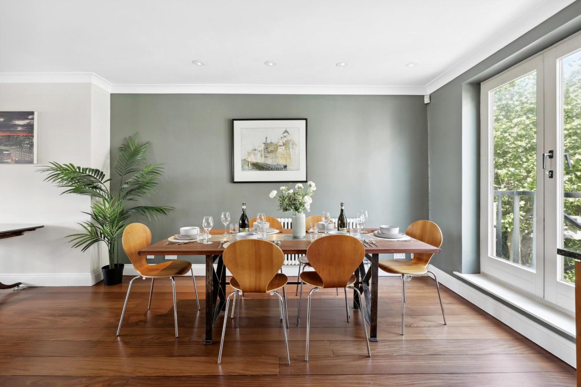 Leilighet 4-bedroom In Limehouse London