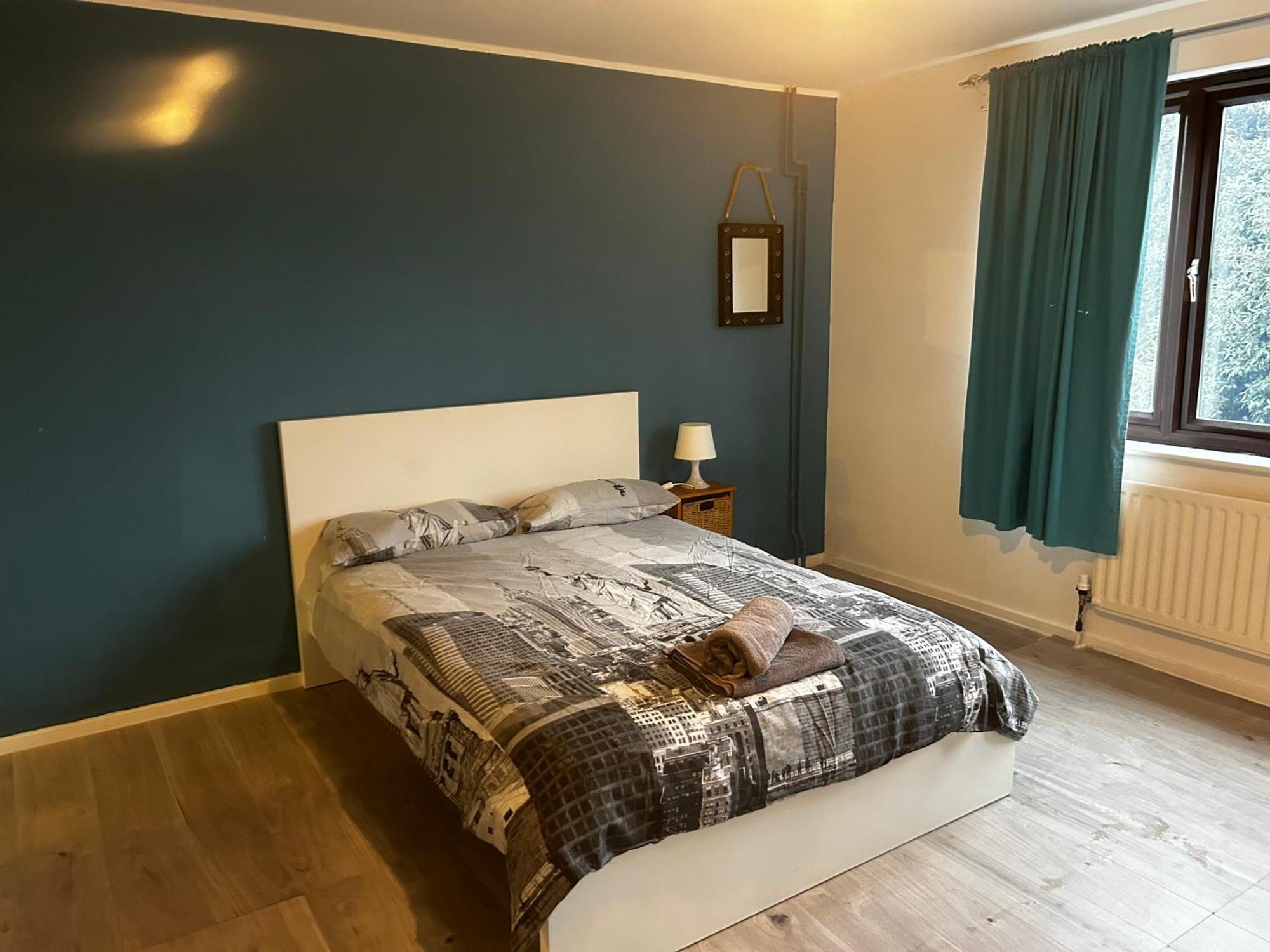 Gorgeous Pond Side House Accommodatie bij particulieren