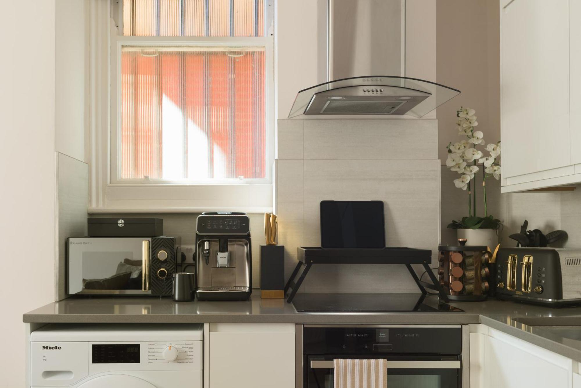 Apartment 22 Ravenson Kensington Exclusive Olympia Escape