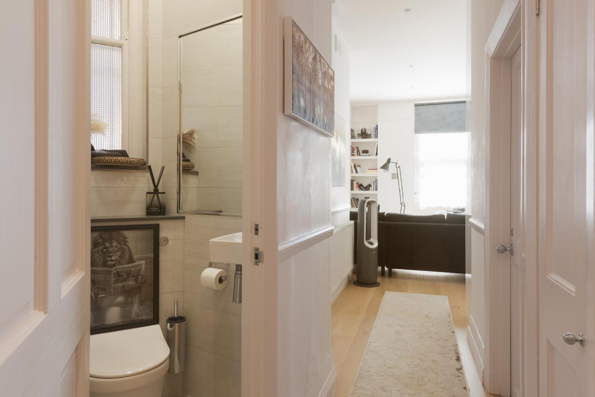 22 Ravenson Kensington Exclusive Olympia Escape Apartment London