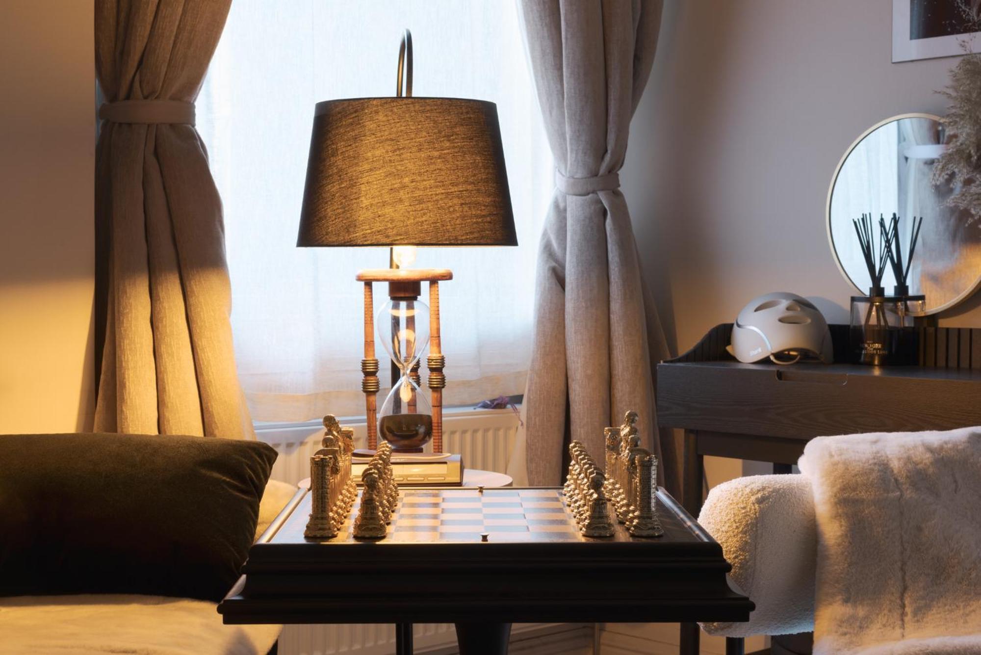 22 Ravenson Kensington Exclusive Olympia Escape London