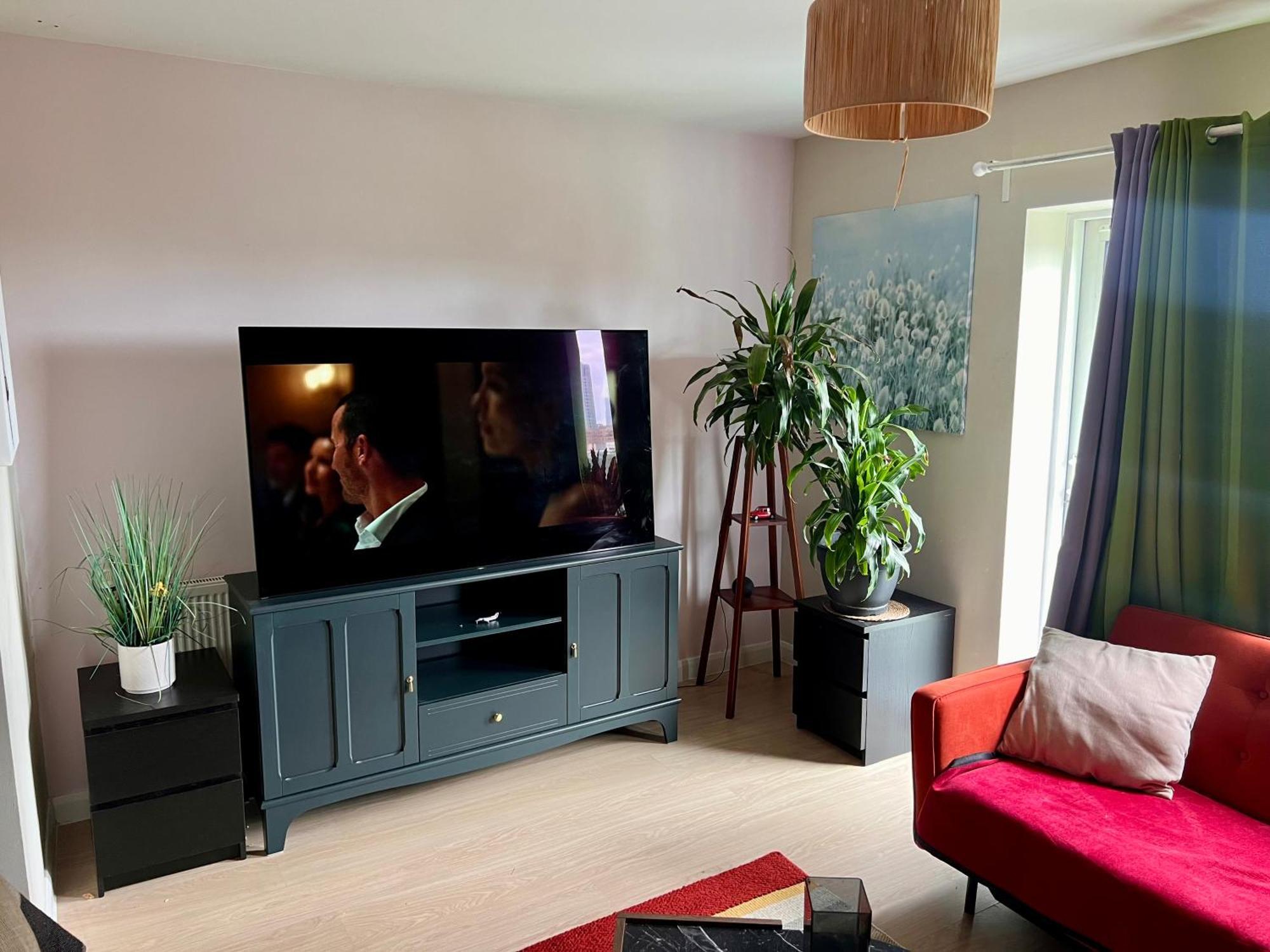 Apartment Cosy One Bedroom 5 Min Walk To Abba Voyage Venue Stadium London