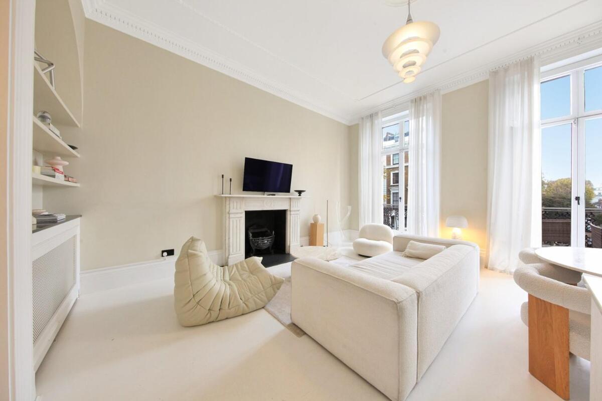 Beautiful Westbourne 2bdr Haven Apartment