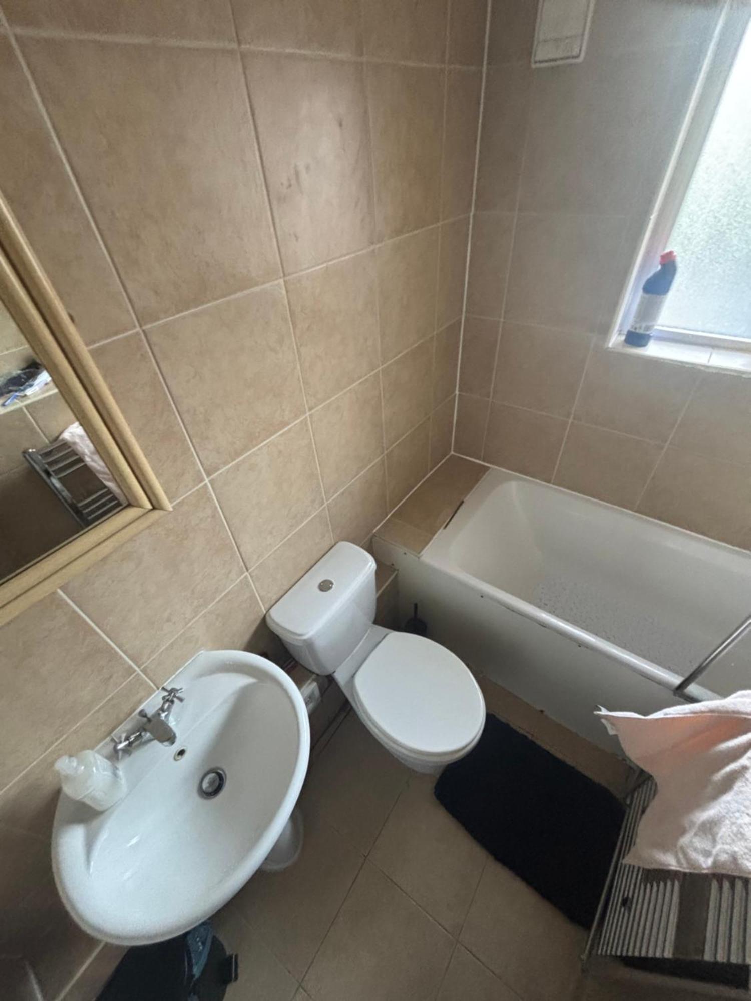Near Angel Homestay London