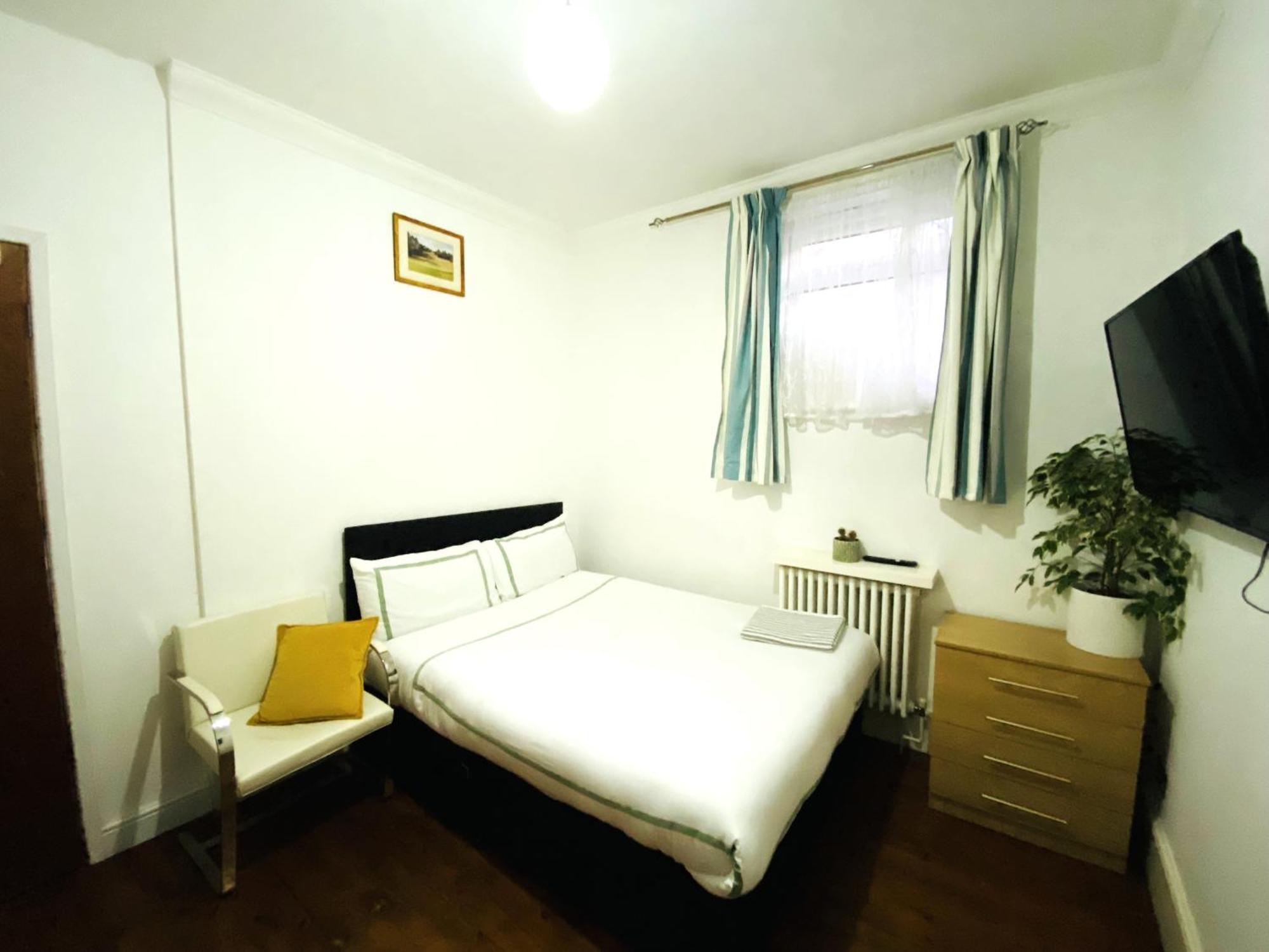Luxury Guest house *