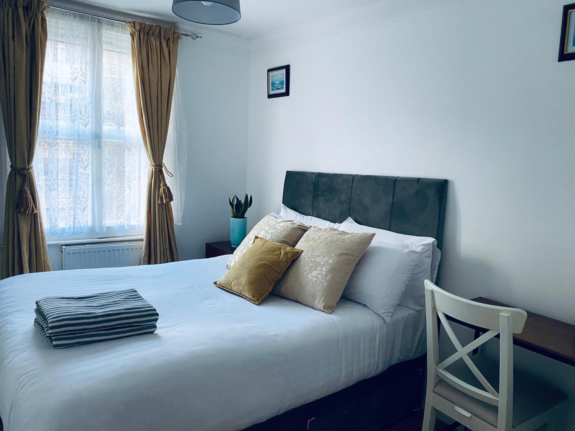 Luxury Guest house *