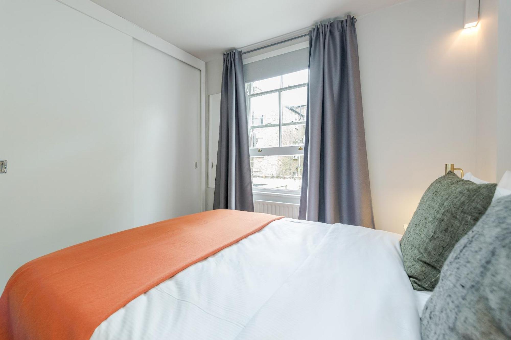 Vauxhall Park 2bed Flat By Basetogo *
