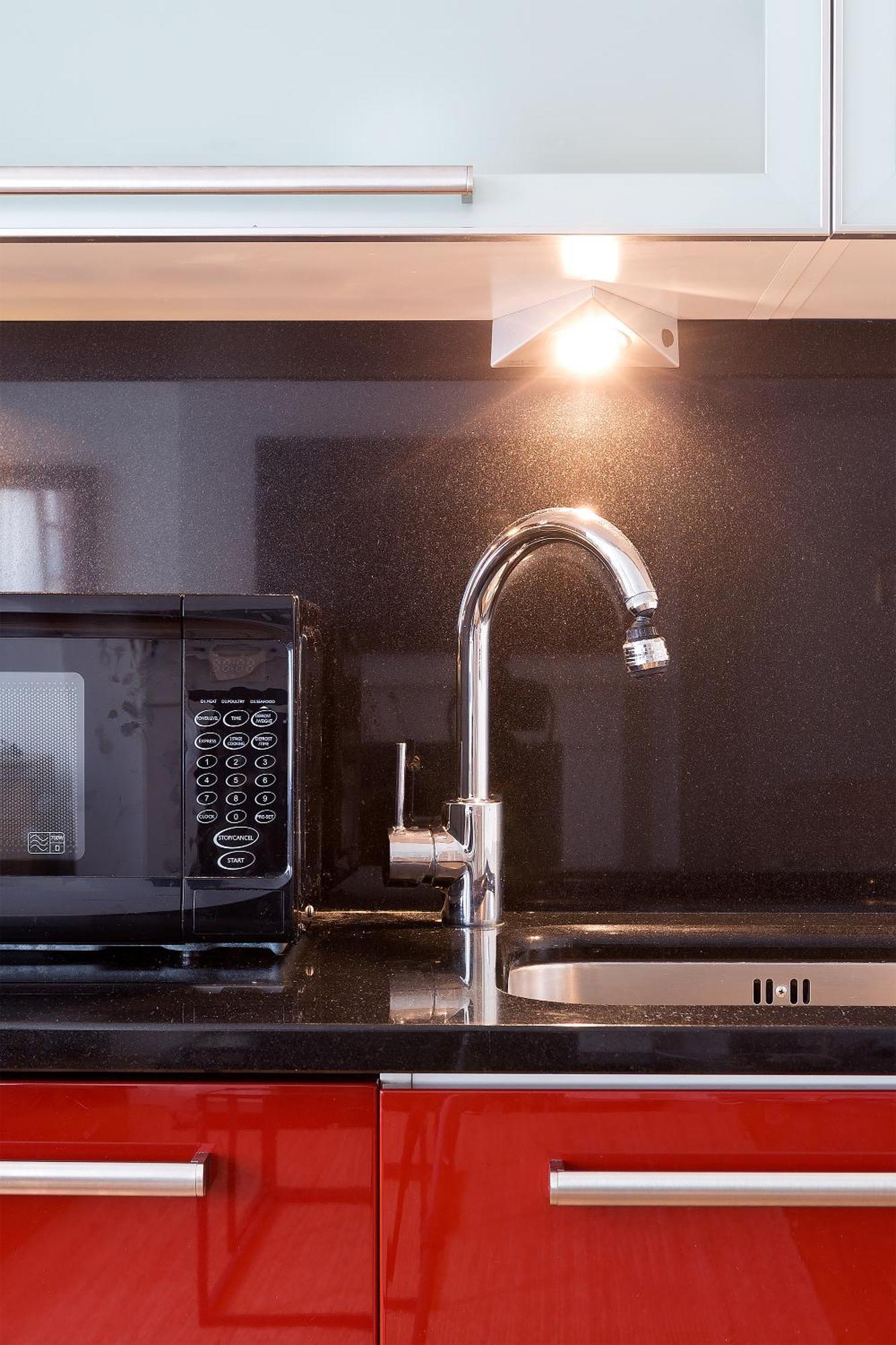 Fantastic One Bedroom In Soho Apartment