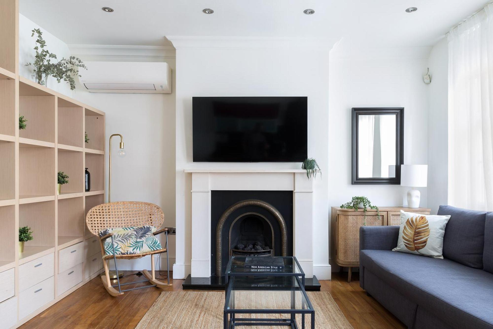 Fantastic One Bedroom In Soho *