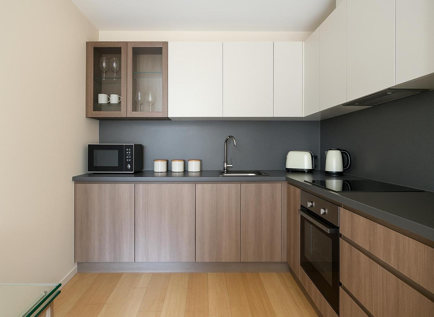 1 Bed In Ravenscourt Park *