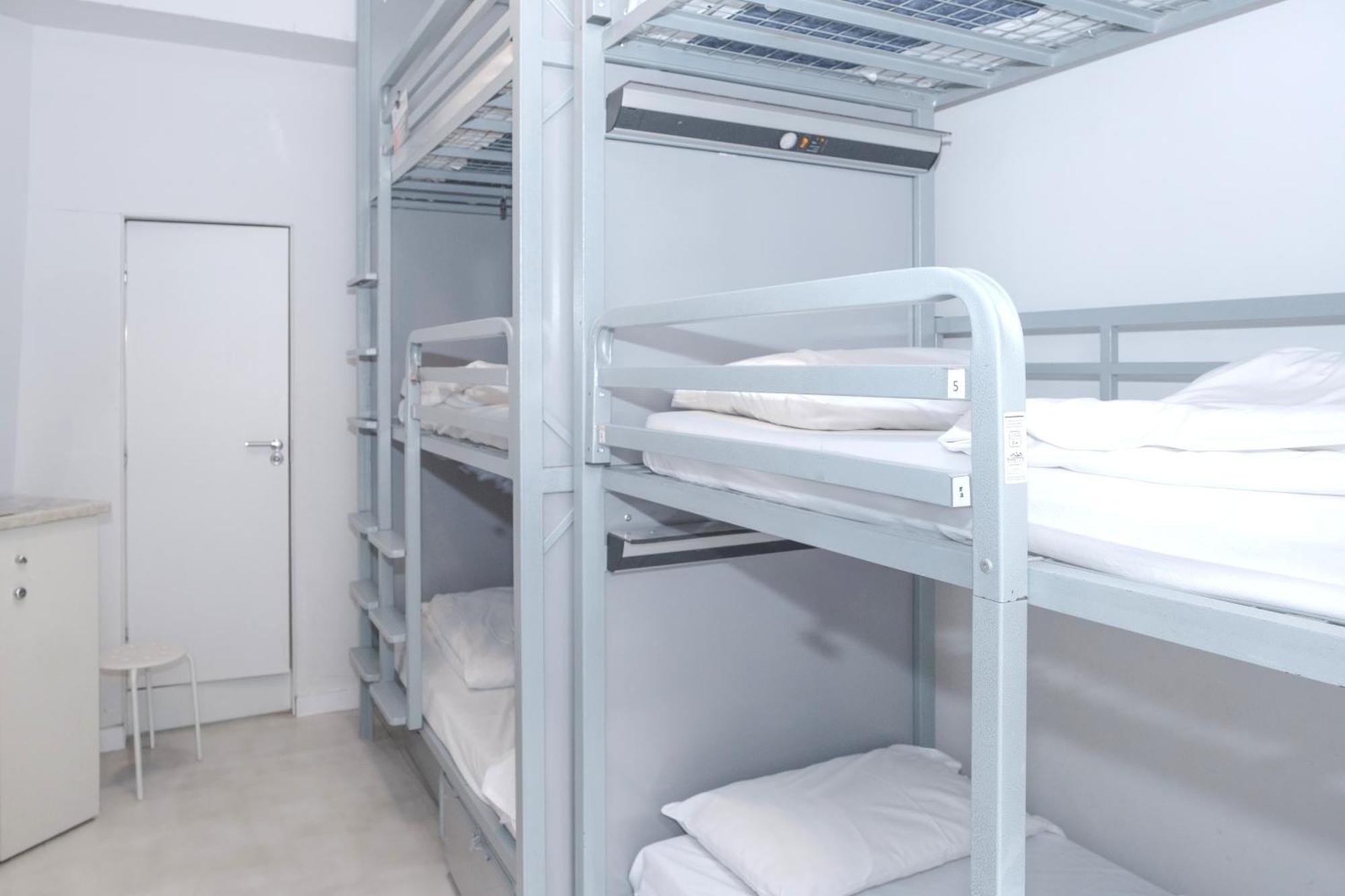 Hostal Astor Kensington *