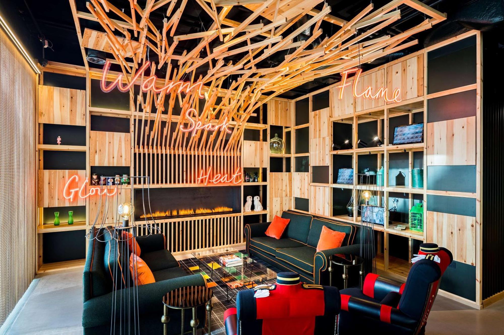 Nhow Hotel 4*
