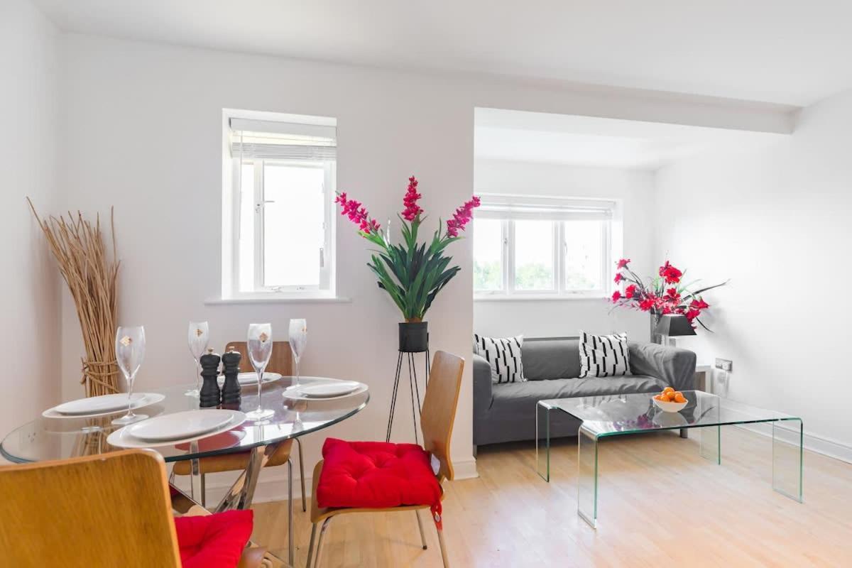 Modern 2br - 25min To * Londen