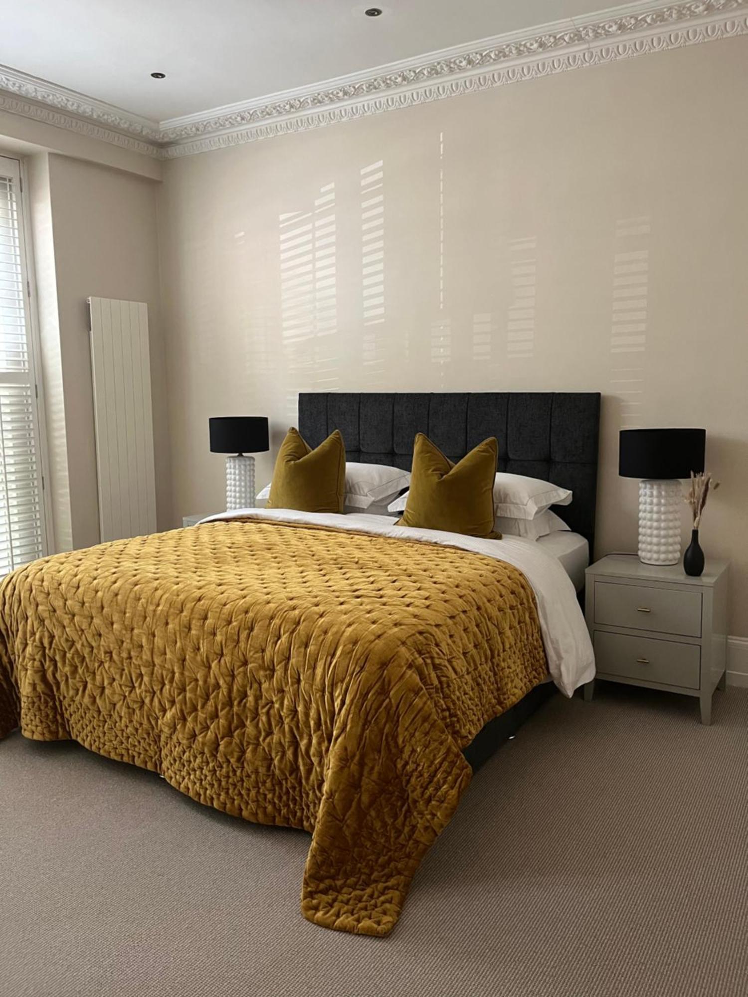 Luxury 2 Bed Flat In Prime Chelsea Location Apartment London