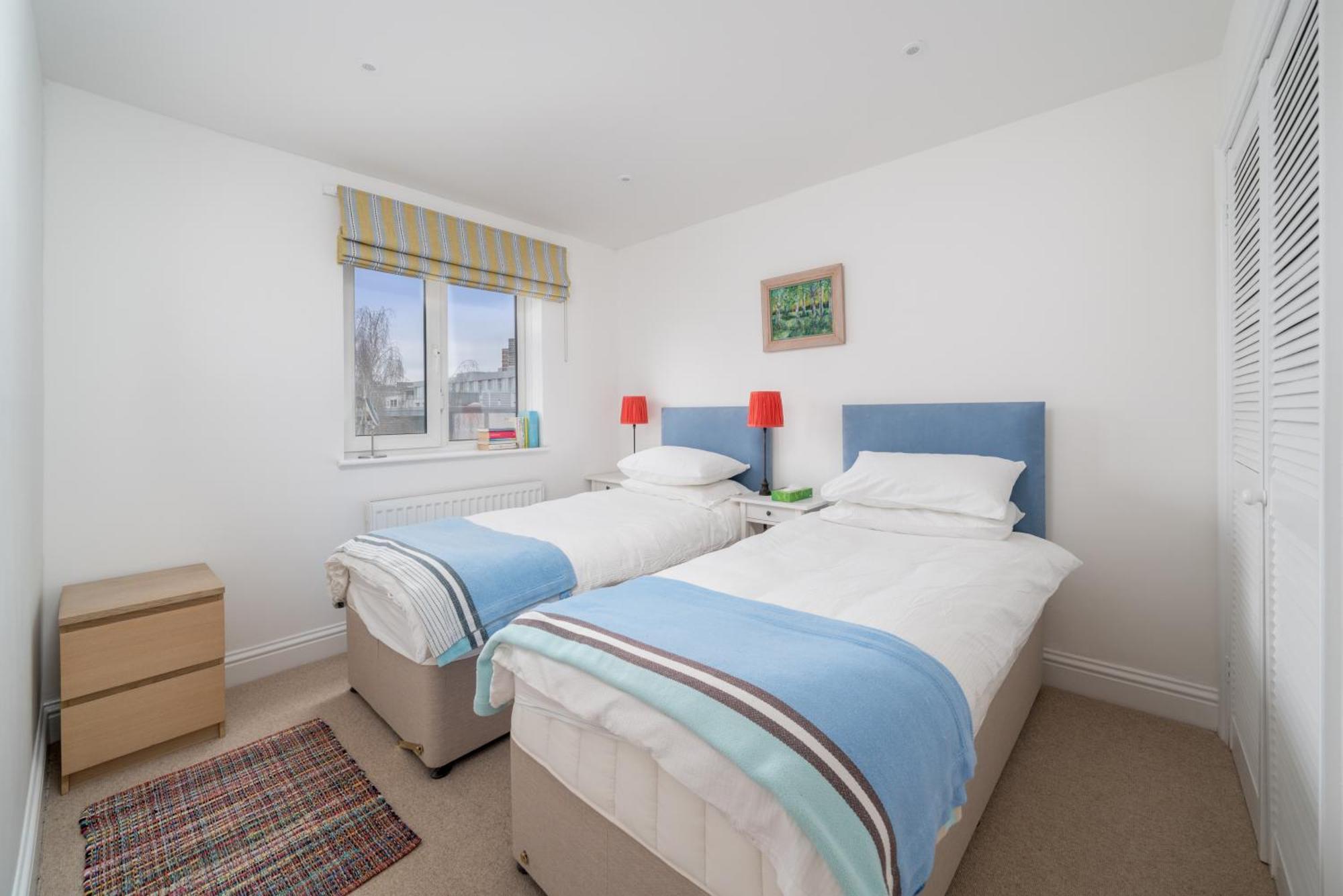 Stylish Flat Between Bridge & Tower Bridge Apartment *