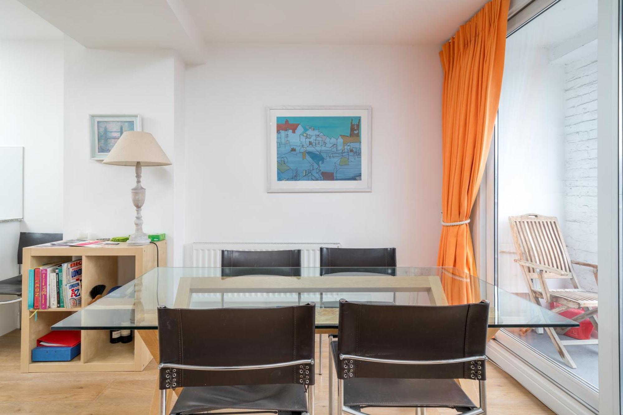 Stylish Flat Between Bridge & Tower Bridge Apartment