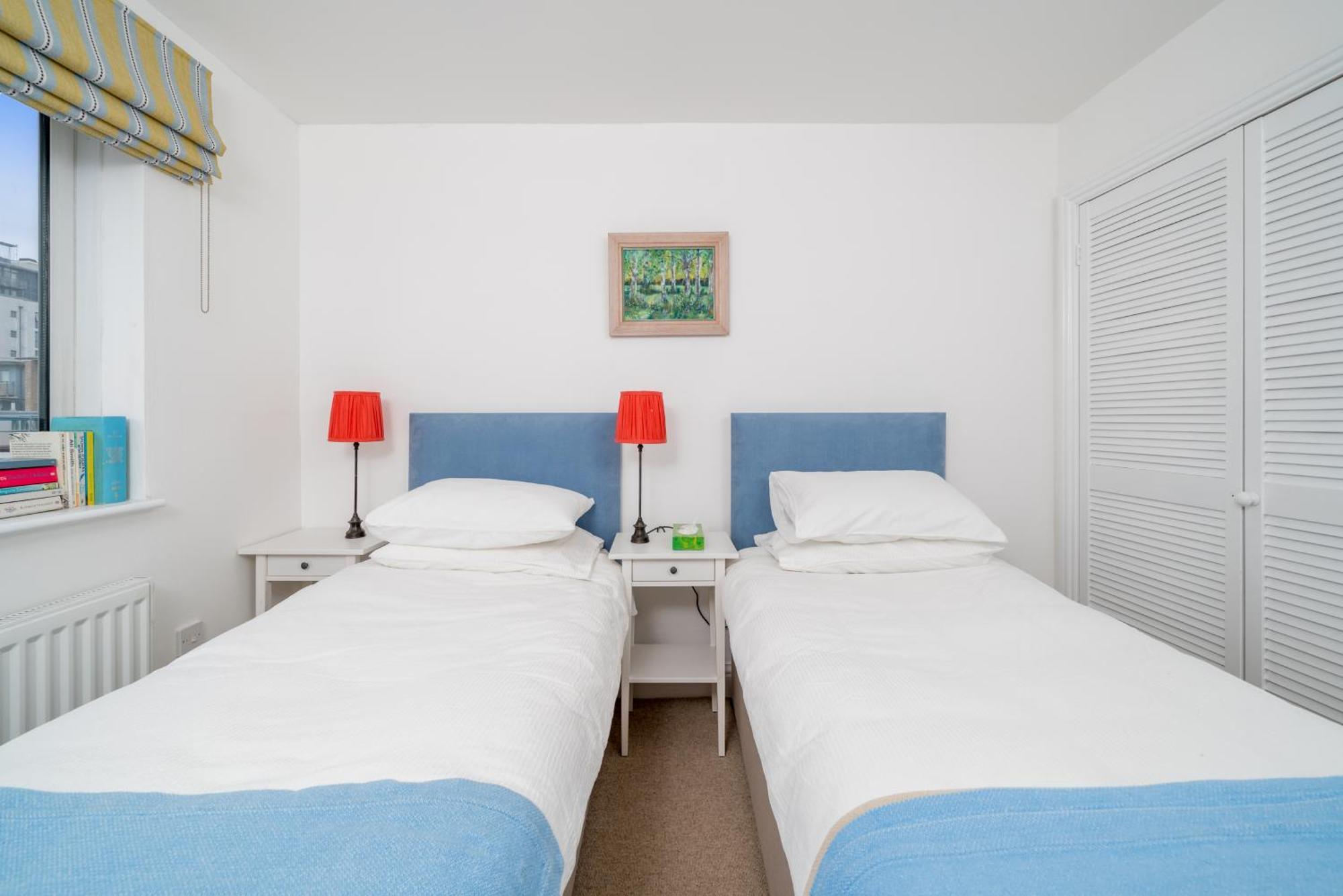 Stylish Flat Between Bridge & Tower Bridge * London