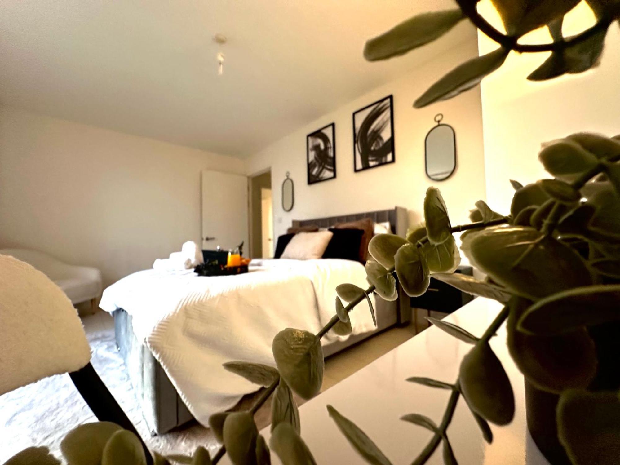 Beautiful Spacious Kingsize Near Oval Station London