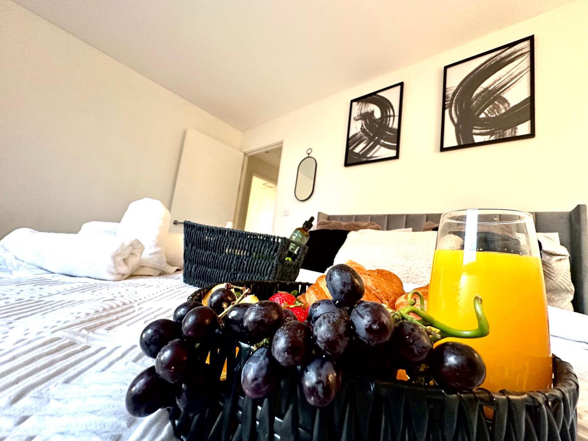 Beautiful Spacious Kingsize Near Oval Station * London