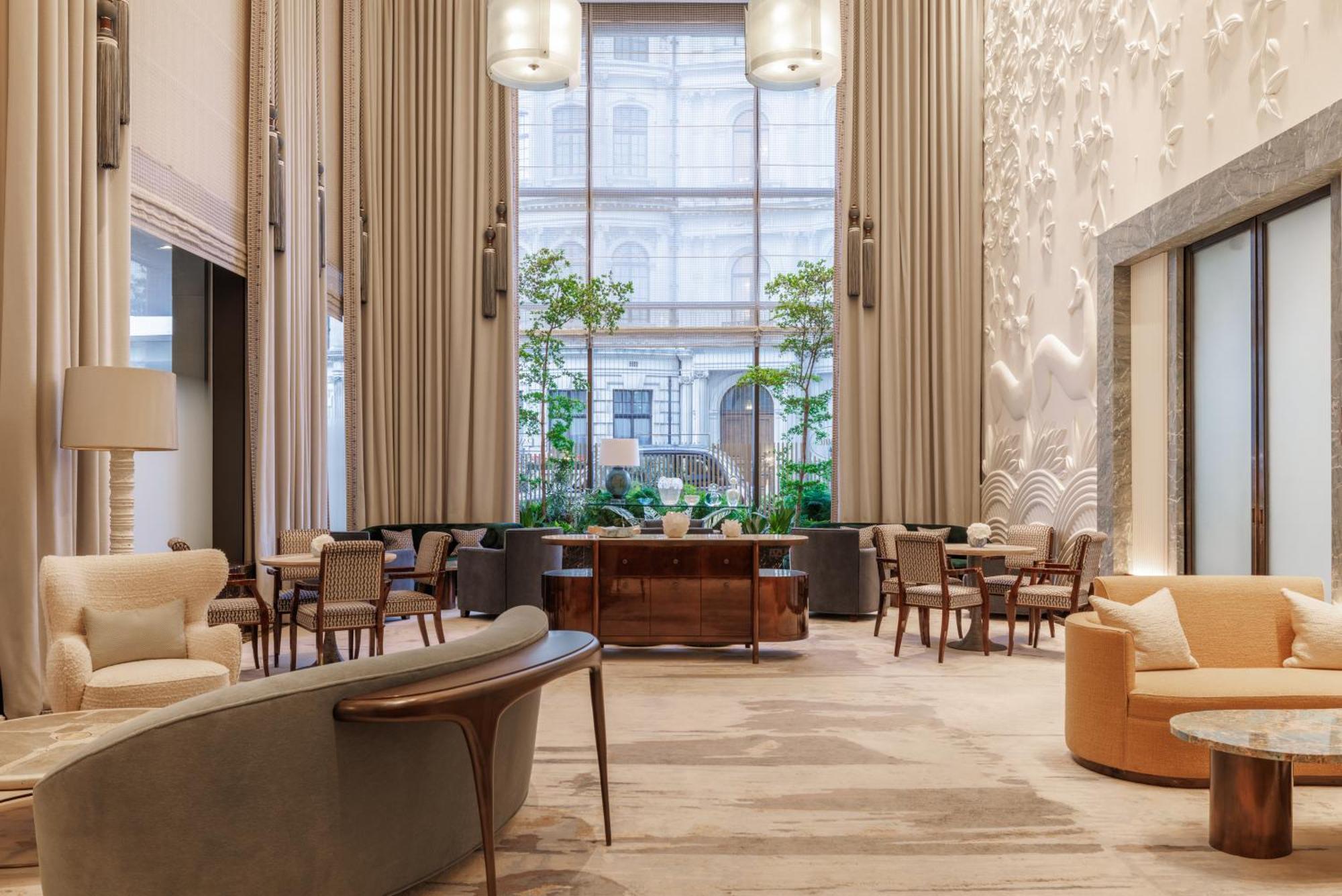 Four Seasons At Park Lane 5* London