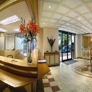 Hotel Norfolk Plaza London