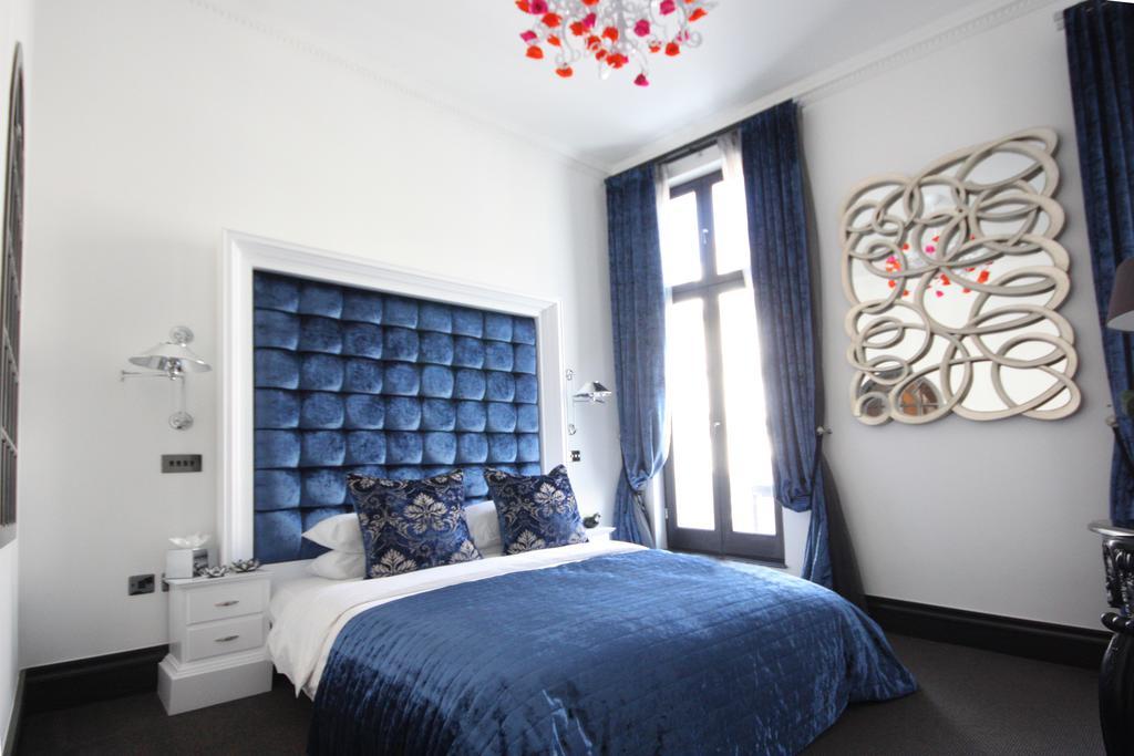 The Exhibitionist Hotel 5*