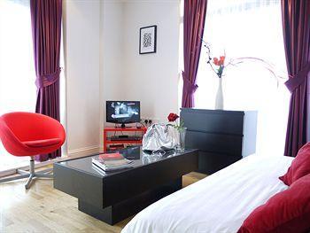Churchill House