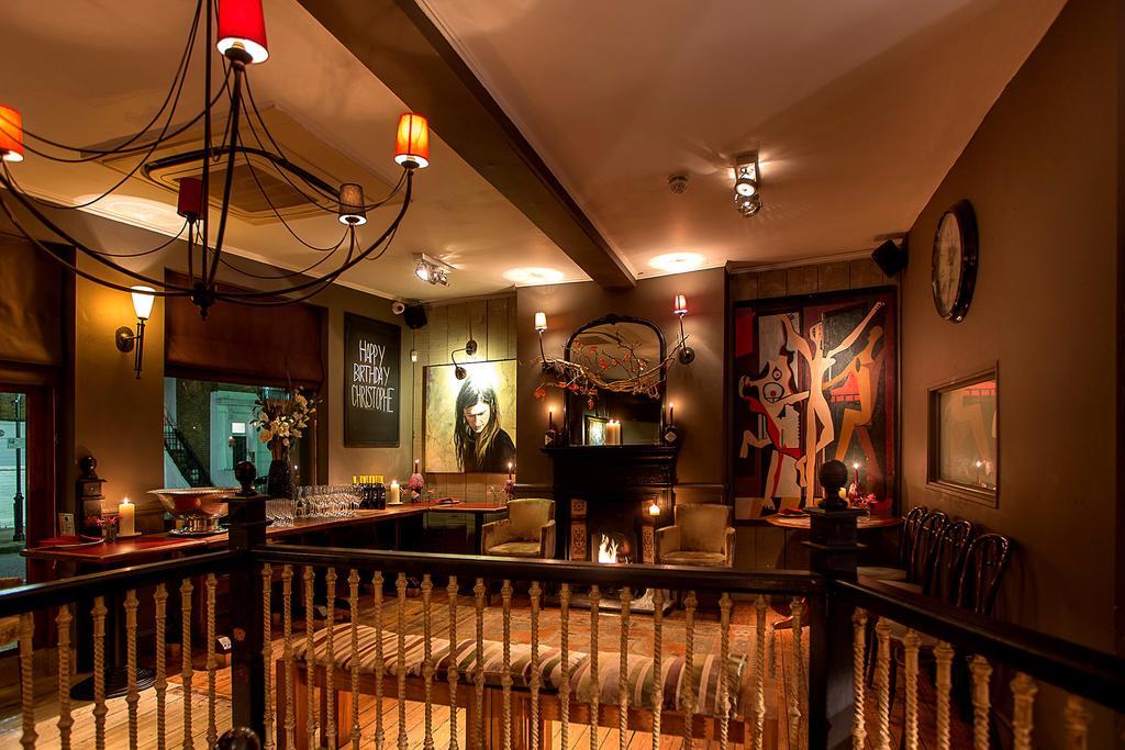 The Crown And Sceptre London
