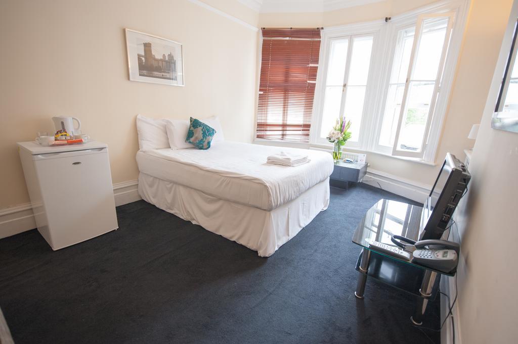 Knightsbridge 4* London