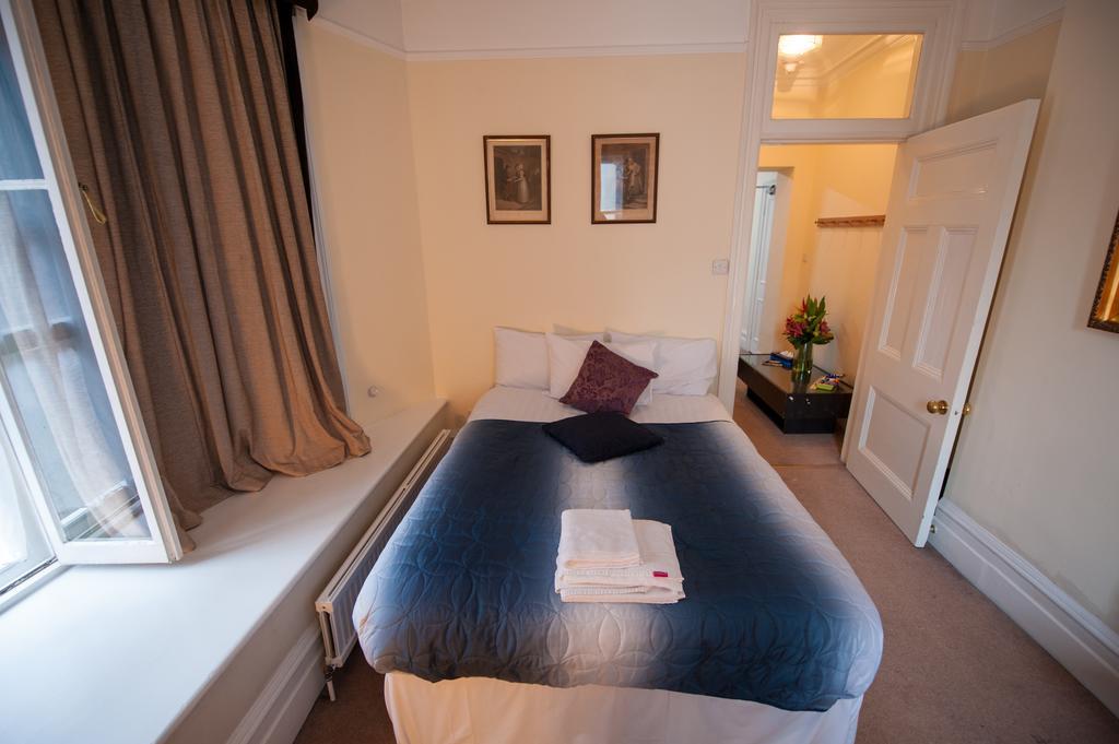 Hotel Knightsbridge 4*