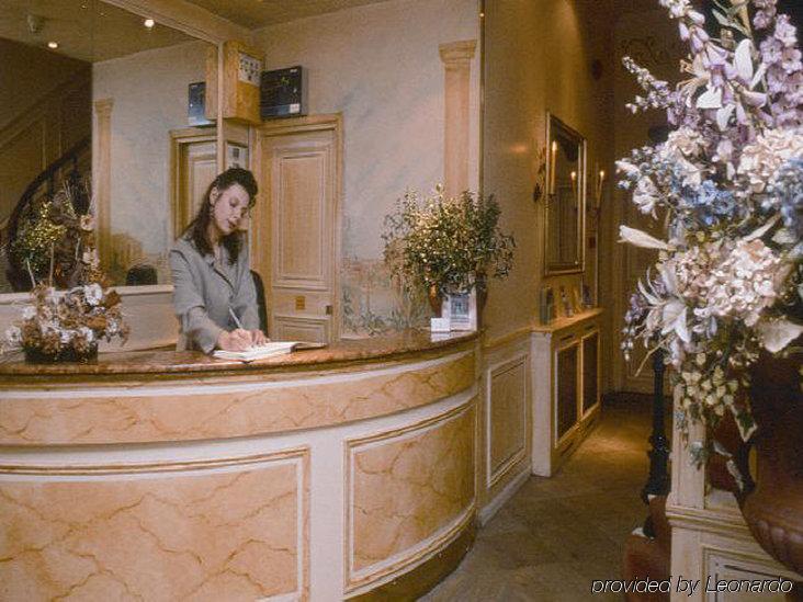 Rushmore Hotel