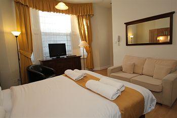 Castletown House Apartment London