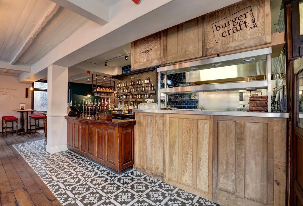 Hostal Publove @ The Exmouth Arms, Euston