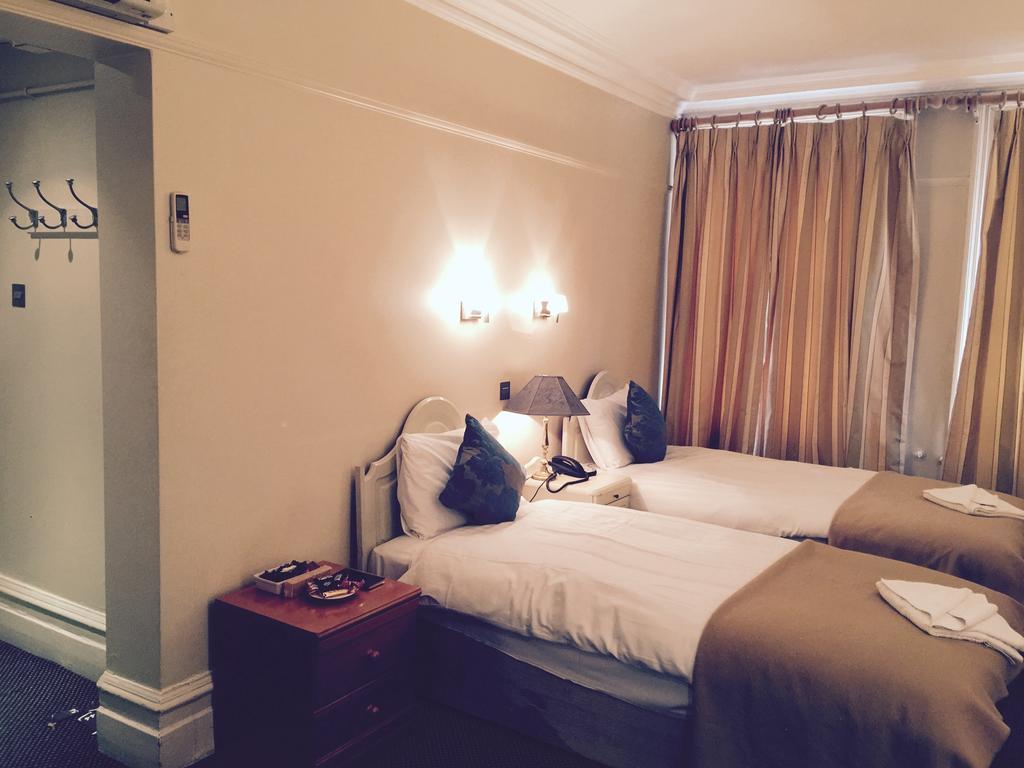 Hotel Knightsbridge 4*
