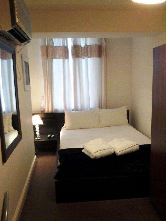 Hostel Widegate London