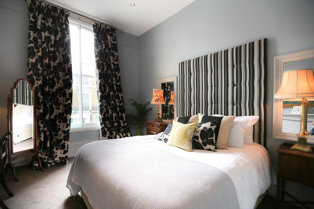 Hotel The Crown And Sceptre London