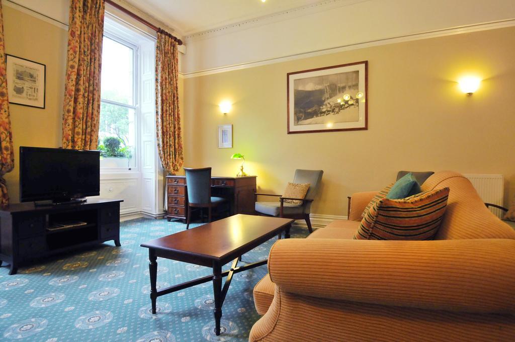 Bed & Breakfast The Penn Club *