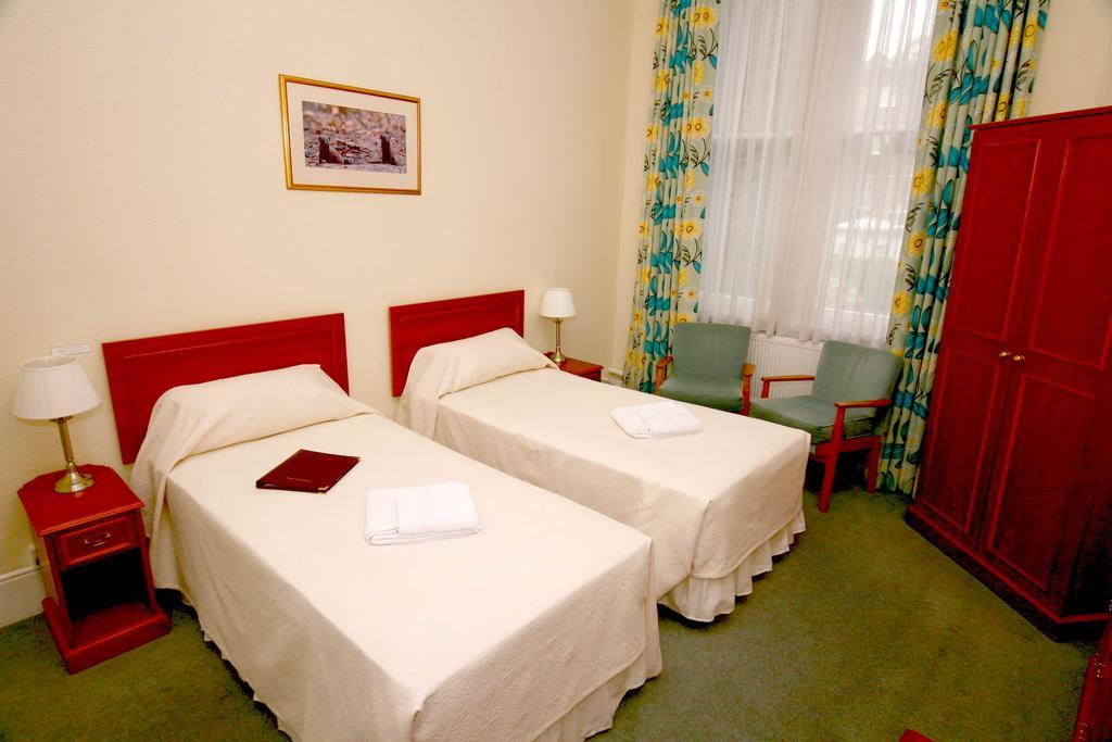 The Penn Club Bed & Breakfast *