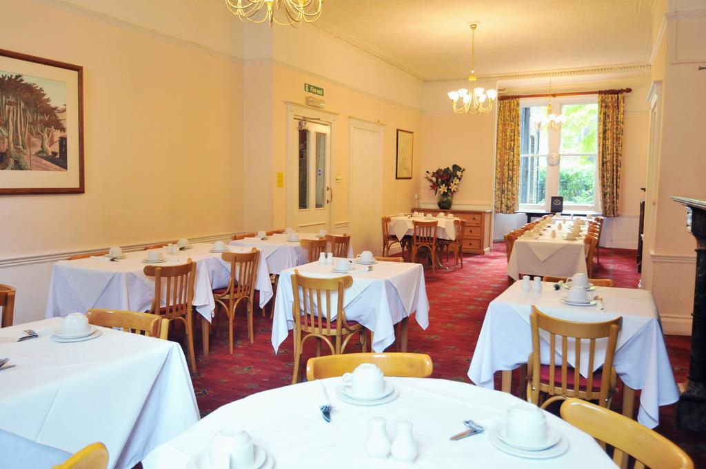 Bed & Breakfast The Penn Club