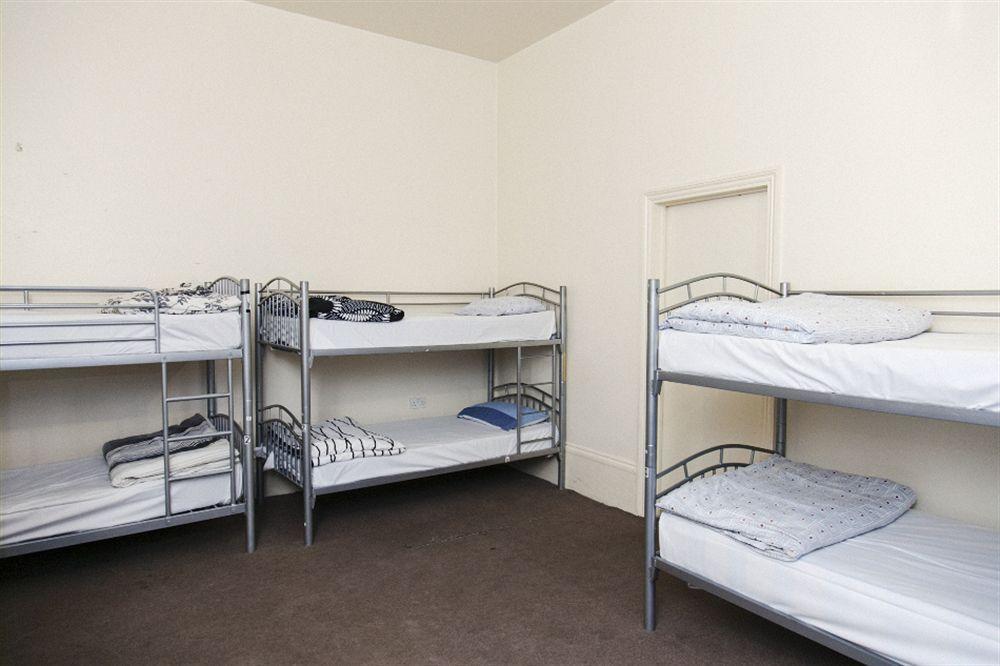 Barkston Earls Court Hostel *